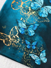 Load image into Gallery viewer, Butterfly Graphic Knit Tee
