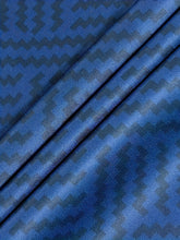 Load image into Gallery viewer, Geo Zip Polo
