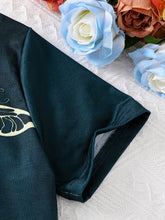 Load image into Gallery viewer, Butterfly Graphic Knit Tee
