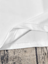 Load image into Gallery viewer, Men’s Geometric Appliqué Crew-Neck T-Shirt
