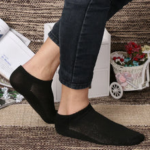 Load image into Gallery viewer, Breathable Low Cut Sport Socks
