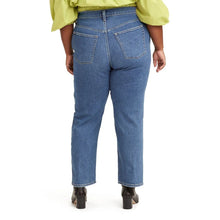 Load image into Gallery viewer, Relaxed Straight Mom Jeans
