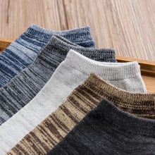 Load image into Gallery viewer, Striped Breathable Ankle Socks for Men (2 Pairs)
