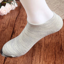 Load image into Gallery viewer, Striped Breathable Ankle Socks for Men (2 Pairs)
