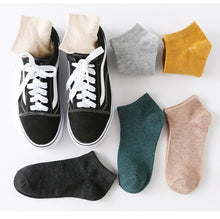 Load image into Gallery viewer, Men’s Cotton Ankle Socks 5-Pair Pack
