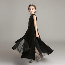 Load image into Gallery viewer, Elegant Sleeveless Princess Evening Dress
