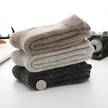 Load image into Gallery viewer, Super Thick Merino Winter Socks
