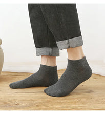 Load image into Gallery viewer, 5/10 pairs Cotton Men Socks Pack Breathable Sock Set High Quality Short Socks Black Ankle Short Gift For Man Size 39-44 Sox sock
