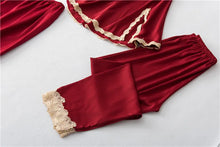 Load image into Gallery viewer, Satin Lace Five Piece Pajamas
