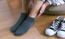 Load image into Gallery viewer, Men’s Large-Size Breathable Ankle Socks (5 Pairs)
