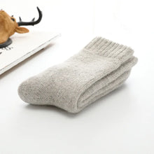 Load image into Gallery viewer, Super Thick Merino Winter Socks
