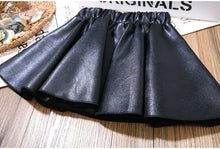 Load image into Gallery viewer, Girls' Skirts Leather Skirts Autumn And Winter Children's Outer Short Skirts Pleated Skirts Winter 2023 New Pu Skirts
