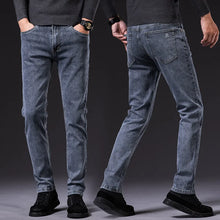 Load image into Gallery viewer, Men’s Retro Washed Loose-Fit Jeans
