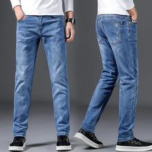 Load image into Gallery viewer, Men’s Retro Washed Loose-Fit Jeans
