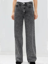 Load image into Gallery viewer, High Waist Plus Size Denim Jeans
