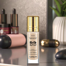 Load image into Gallery viewer, Pure Matte Liquid Foundation Cream
