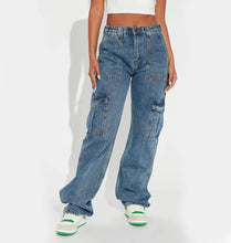 Load image into Gallery viewer, Wide Leg Cargo Denim Jeans
