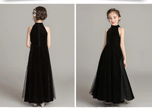 Load image into Gallery viewer, Elegant Sleeveless Princess Evening Dress
