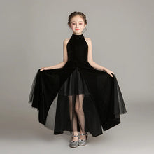 Load image into Gallery viewer, Elegant Sleeveless Princess Evening Dress
