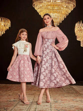 Load image into Gallery viewer, Wholesale Stocklot Cheap Price Factory Direct Hotsale Woven Polyester Floral Jacquard in Stock Fabric for Making Women Dresses
