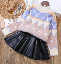 Load image into Gallery viewer, Girls' Skirts Leather Skirts Autumn And Winter Children's Outer Short Skirts Pleated Skirts Winter 2023 New Pu Skirts
