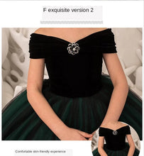 Load image into Gallery viewer, Green Tulle Girls Prom Gown
