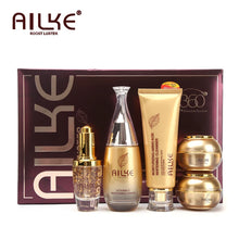 Load image into Gallery viewer, Collagen Whitening Moisture Care Set
