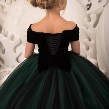 Load image into Gallery viewer, Green Tulle Girls Prom Gown
