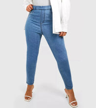 Load image into Gallery viewer, Stretch Pencil Denim Jeans
