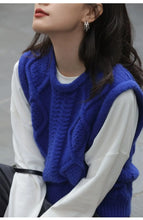Load image into Gallery viewer, Minimal Knit Sweater Vest Women
