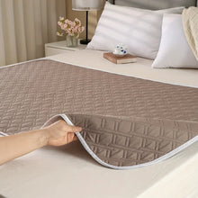 Load image into Gallery viewer, Washable Leak-Proof Bed Care Mat
