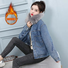 Load image into Gallery viewer, Coats Jean Jackets Women 2025 Winter Denim Jacket Designer Very Warm Latest Fashion High Quality Woman Coat Overcoat Cowgirl
