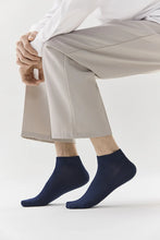 Load image into Gallery viewer, Bamboo Fiber Cool Ankle Socks
