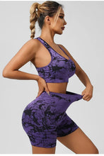 Load image into Gallery viewer, Women Seamless Tie Dye Yoga Set Quick Dry Sports Bra Shorts Lightweight Breathable Workout Outfit

