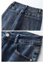 Load image into Gallery viewer, Plus Size Wide Leg Jeans
