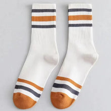 Load image into Gallery viewer, Colorful Stripe Casual Socks

