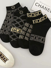 Load image into Gallery viewer, Thin Breathable Low Cut Socks
