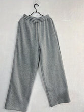 Load image into Gallery viewer, Women's Drawstring Jogging Pants, Casual and Comfortable with Pockets, Mid Waist Sports Pants, Suitable for All Seasons
