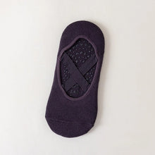 Load image into Gallery viewer, Grip Fit Yoga Sock Set
