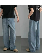 Load image into Gallery viewer, Light colored jeans for men
