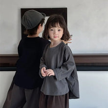 Load image into Gallery viewer, Kids Solid Long Sleeve Tee

