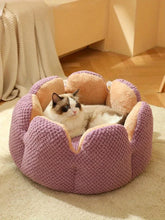 Load image into Gallery viewer, Petal Shaped Pet Bed, Plush Round Dog &amp; Cat Cushion Mat with Knitted Texture, Ultra Soft Warm Nest for Kittens Puppies in Winter
