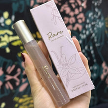 Load image into Gallery viewer, 10ml Original Brand Sandalwood Scent Vaporisateur Spray Body Mist Rare Vanilla Caramel Fragrance Spray Travel Pack Eau De Parfum
