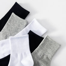 Load image into Gallery viewer, Plus Size Cotton Crew Socks
