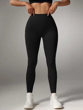 Load image into Gallery viewer, Women's Fashionable and Casual Yoga Pants, Suitable for Wearing in the Gym and During Outdoor Activities
