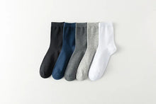 Load image into Gallery viewer, Modern Men's Breathable Cotton Socks
