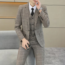 Load image into Gallery viewer, Three Piece Wedding Business Suit
