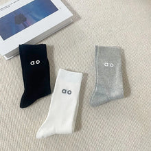 Load image into Gallery viewer, Classic Letter Sport Socks
