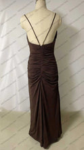 Load image into Gallery viewer, Elegant Evening Dress Pleated Straight Prom Dresses Sleeveless V-Neck Party Cocktail Gowns Wedding Guest Dress 2026 Customized
