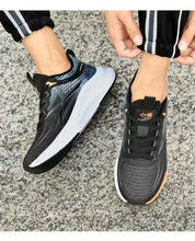 Load image into Gallery viewer, Lightweight Breathable Running Sneakers Men
